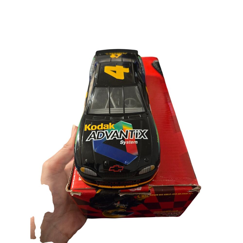 Bobby Hamilton #4 Kodak Advantix 1999 Monte Carlo Racing Champions 1:24 w/Box